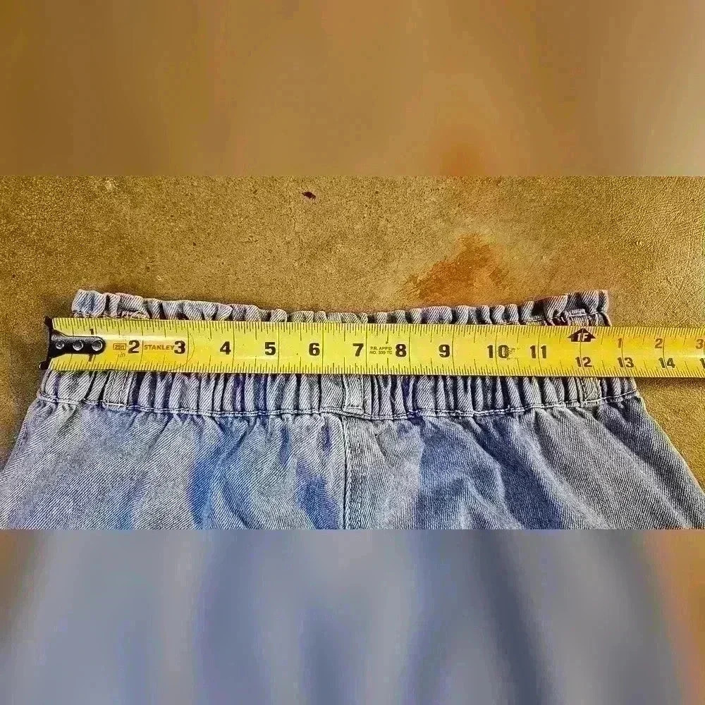 Easel High Rise Elastic Pocket Distressed Jeans Small - Picture 2 of 11